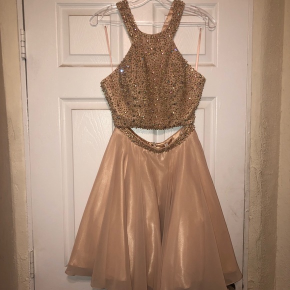 Dresses & Skirts - Formal dress